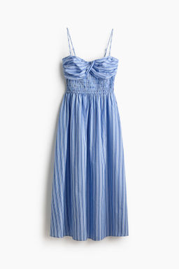 Vestido de tirantes finos con cuerpo nido de abeja