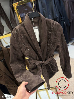 Косуха замшевая весенняя