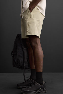 TREKKING CARGO BERMUDA SHORTS - Zara фото 6