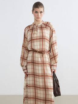 Ba?lamal? Yaka Ekose Elbise