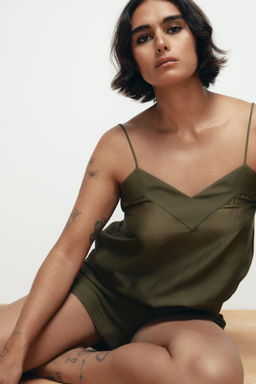 100% SILK SHORTS