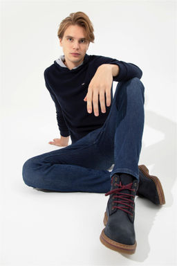 Мужская темно -синяя толстовка Неожиданная скидка в корзине