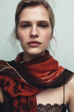 ORIENTAL PRINTED SCARF