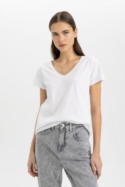 Regular Fit V Yaka Basic Duz K?sa Kollu Tisort