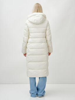 Пальто утепленное стеганное зимнее с капюшоном женское бежевого цвета 9610B - Mtforce фото 5