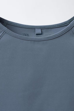 CUT-OUT T-SHIRT - Zara фото 3