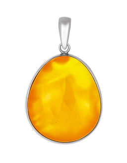 Подвеска-капля из янтаря с красивой полупрозрачной текстурой