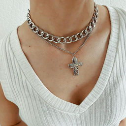 700411330 Колье