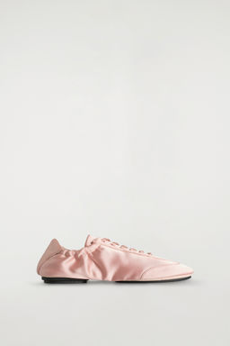 ZAPATILLAS BAILARINAS SATINADAS CON ANTE - H&m фото 2
