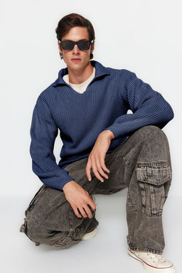 TRENDYOL MAN Indigo Casual Unisex Regular Fit Polo Yaka Tuylenmeyen Triko Kazak TMNAW24KZ00008