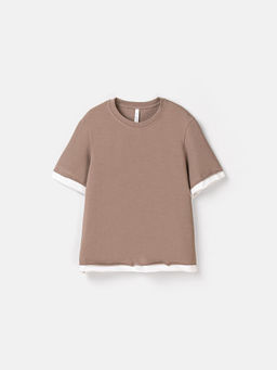 Футболка с контрастной отделкой Кокос 7+