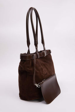 Koyu Kahverengi Hakiki Suet Kad?n Midi Boy Omuz Cantas? TAKAW26OC00086 - Trendyolmilla фото 4