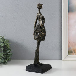 Фигурка полистоун «Девушка в шляпке», под металл, 9.4×9×31.7 см
