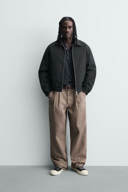 CAZADORA T?CNICA RELAXED FIT / Negro