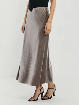 Юбка миди из бархата / Zarina