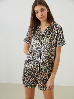 Leopar Desenli Saten Kad?n ?ortlu Pijama Tak?m?