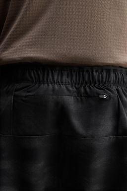 PERFORATED RUNNING SHORTS - Zara фото 4