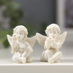 Цена за 2 шт. Фигурка полистоун «Ангелочек рассматривает жемчужину», 3.5×2.5×2.8 см, МИКС