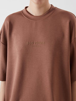 Bisiklet Yaka Bask?l? Oversize Kad?n Ti??rt