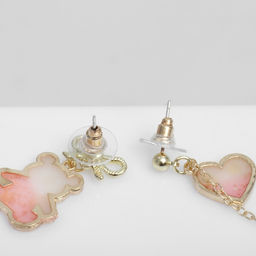 Серьги эмаль Мишка и сердце, романтика, цвет бело-розовый в золоте - Queen fair фото 3