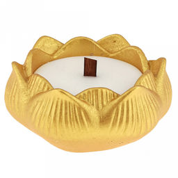 Свеча "Лилия" д8см, h4см, парафин, в подсвечнике из гипса, золотой, время горения 5,5 часов (Россия)