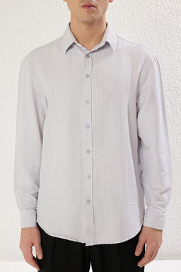 TRENDYOL MAN Gri Regular Fit Uzun Kollu Dokulu Salas Dokumlu Mevsimlik Gomlek TMNSS25GO00010 - Trendyolmilla фото 4