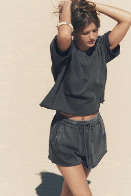 FADED-EFFECT FLEECE SHORTS - Zara фото 2