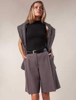 VILATTE / Шорты-бермуды из эластичной поливискозы в мелкую лапку