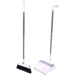 Набор для уборки, щетка для пола с совком "Профи" белый 8815