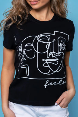Футболка женская, цвет черный
