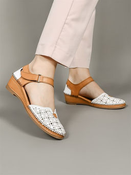 Босоножки 100-07-02