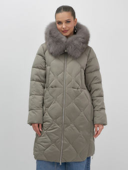 Пальто зимнее утепленное с мехом и капюшоном тренд коричневого цвета 7753K - Visdeer фото 6