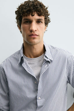 STRIPED REGULAR FIT SHIRT - Zara фото 5