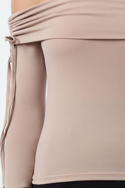 Tas Carmen Yaka Baglama Detayl? Ispanyol Kol Orme S?k Bluz TPRAW25BZ00009