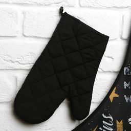 Кухонный фартук Мужество имеет значение и прихватка