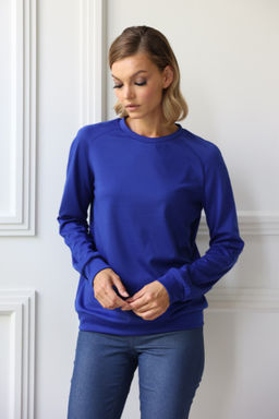 Свитшот с рукавами реглан