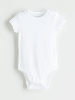 Basic Erkek Bebek ??t??tl? Body 3l?