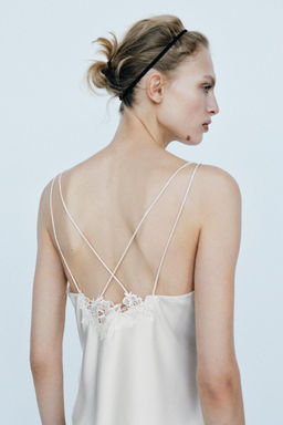 TOP SATINADO ENCAJE TIRAS CRUZADAS / Crudo - Zara фото 6