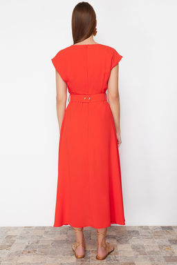 K?rm?z? Kemerli Etegi Belden Ac?lan Midi Krep Dokuma Elbise TWOSS24EL00018 - Trendyolmilla фото 6