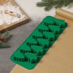 Форма для выпечки новогодняя Доляна Ёлочка, силикон, 32.5?11.5 см, 12 ячеек, зелёная