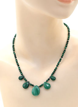 Колье с натуральным малахитом, 45см Радуга камня