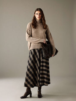 Yar?m Bal?k?? Yaka Oversize Kad?n Triko Kazak