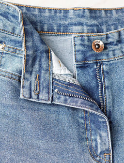 D54.298 Джинсы женские голубой