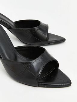 Sivri Burun Kad?n Topuklu Ayakkab?