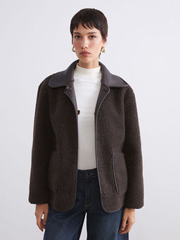 Pel?? G?mlek Yaka Kad?n Deri G?r?n?ml? Mont