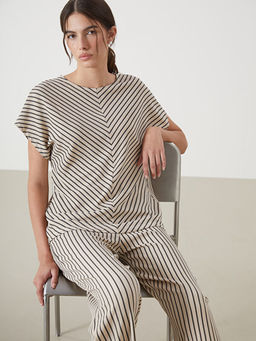 Bisiklet Yaka ?izgili Kad?n Ti??rt