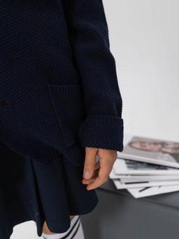 Темно-синий пиджак