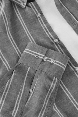 TRENDYOL MAN Beyaz Slim Fit Dugmeli Yaka Ince Cizgili Gomlek TMNSS20GO0092 - Trendyolmilla фото 28