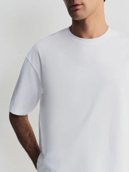 Базовая футболка расслабленного фита MRELAX0526-1 / Zarina