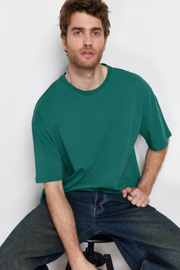 Zumrut Yesili Oversize/Genis Kesim Basic %100 Pamuklu Tok Kumas T-shirt TMNSS22TS0318